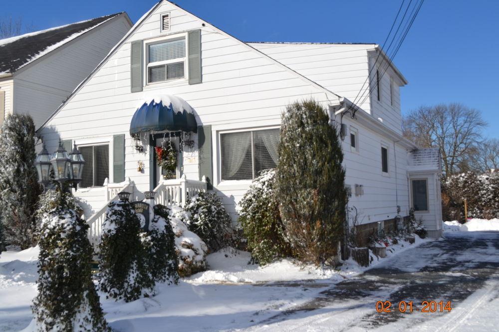 Williams Gate Bed & Breakfast Private Suites Niagara-on-the-Lake ภายนอก รูปภาพ