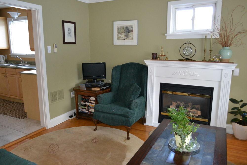 Williams Gate Bed & Breakfast Private Suites Niagara-on-the-Lake ภายนอก รูปภาพ