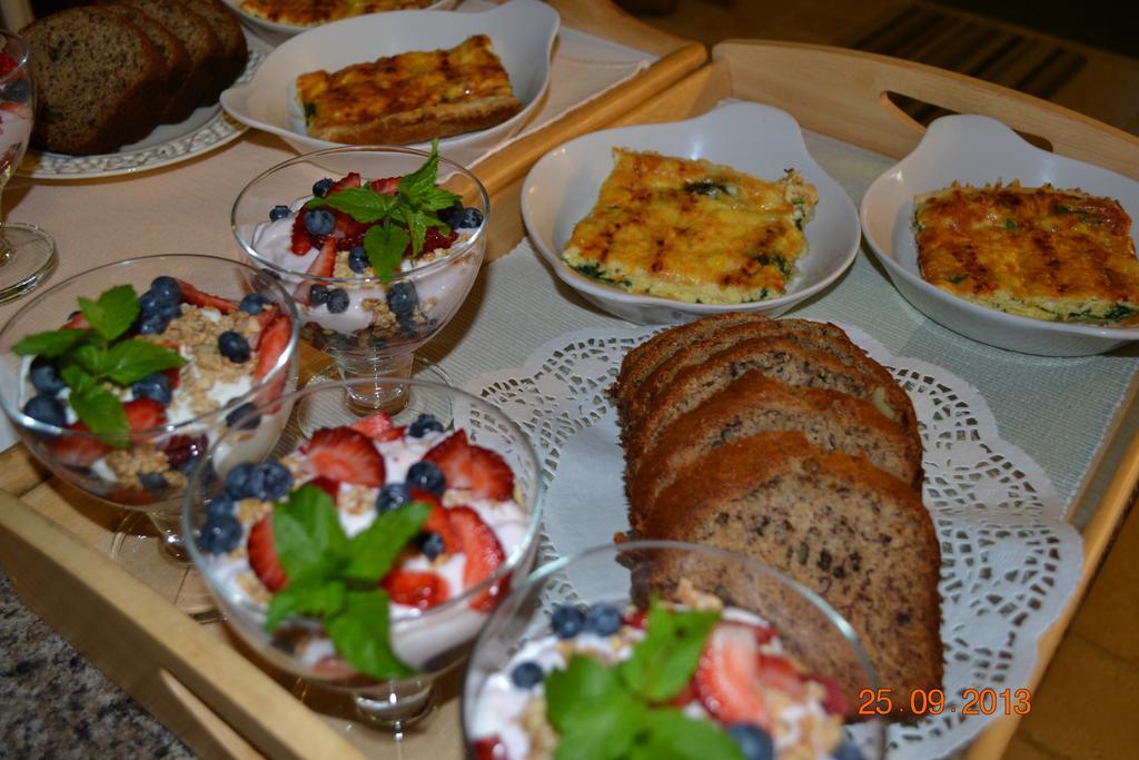 Williams Gate Bed & Breakfast Private Suites Niagara-on-the-Lake ภายนอก รูปภาพ
