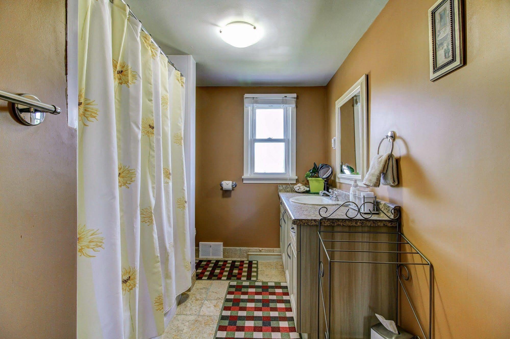 Williams Gate Bed & Breakfast Private Suites Niagara-on-the-Lake ภายนอก รูปภาพ