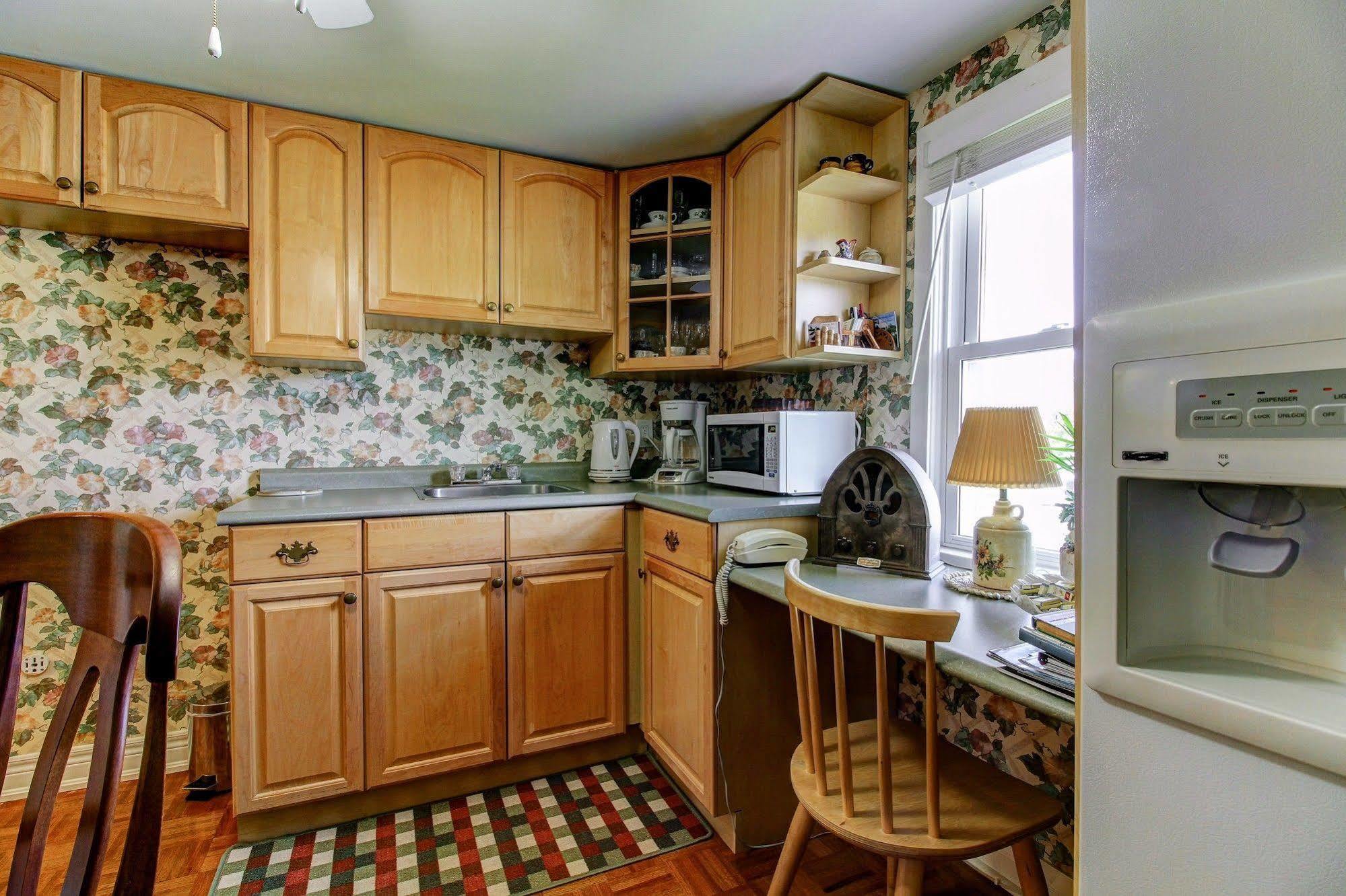 Williams Gate Bed & Breakfast Private Suites Niagara-on-the-Lake ภายนอก รูปภาพ